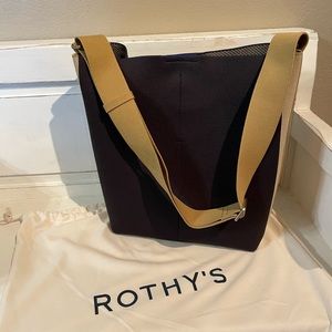 Rothy’s The Bucket Bag - Ink and Ivory